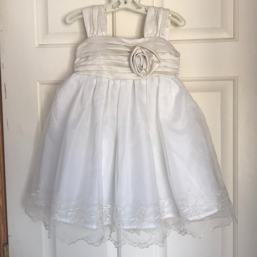 Holiday Editions White / ivory dress